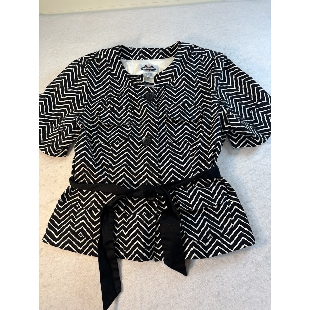 Robert Louis‎ Cropped Chevron Jacket Size Med Blk/Wht Tie Waist City Chic Cotton